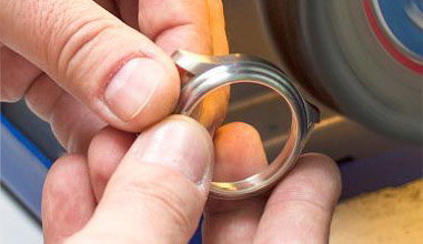 浪琴手表怎么进行走时检