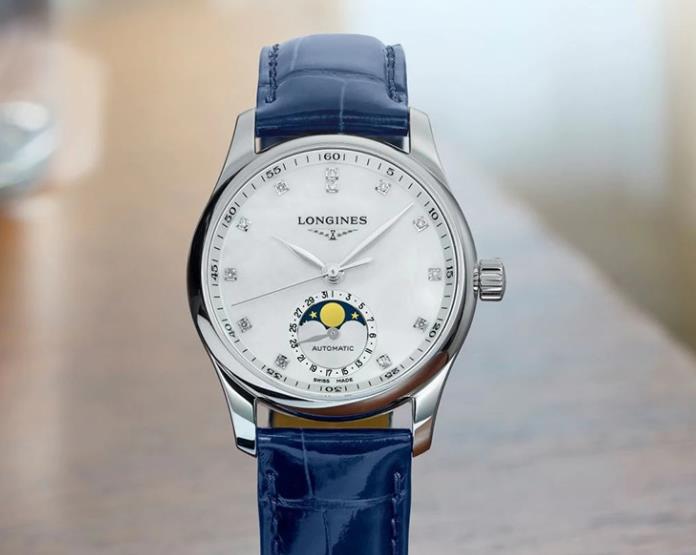 <b>浪琴手表的指针为什么会有划到表盘的现象？</b>