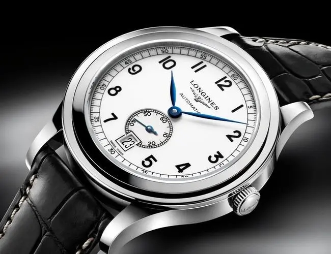 浪琴有划痕怎么解决？（手表划痕解决方法）