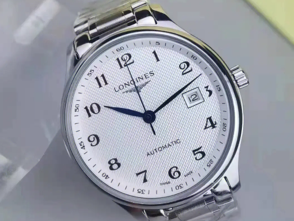 <b>浪琴手表表蒙破了怎么办？(表蒙修复方法)</b>