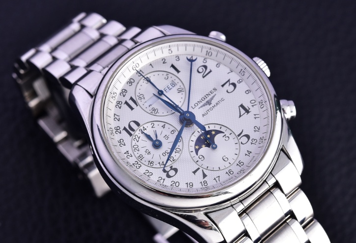 <b>如何保养浪琴表的金属表带（金属表带保养方法）</b>