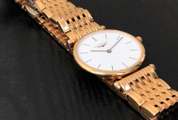 <b>浪琴手表进水怎么办？（浪琴进水解决方案）</b>