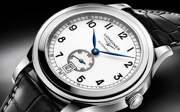 <b>浪琴手表为什么会进灰？（进灰怎么办）</b>