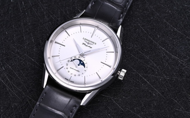 <b>浪琴手表进水有哪些原因（浪琴手表进水原因是什么）</b>