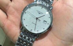 浪琴手表进灰了是啥原因